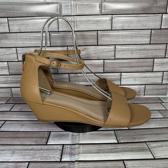 Eileen Fisher Women's Brown Leather Mara Wedge Ankle Strap Sandals Size 11-NEW - Picture 1 of 10